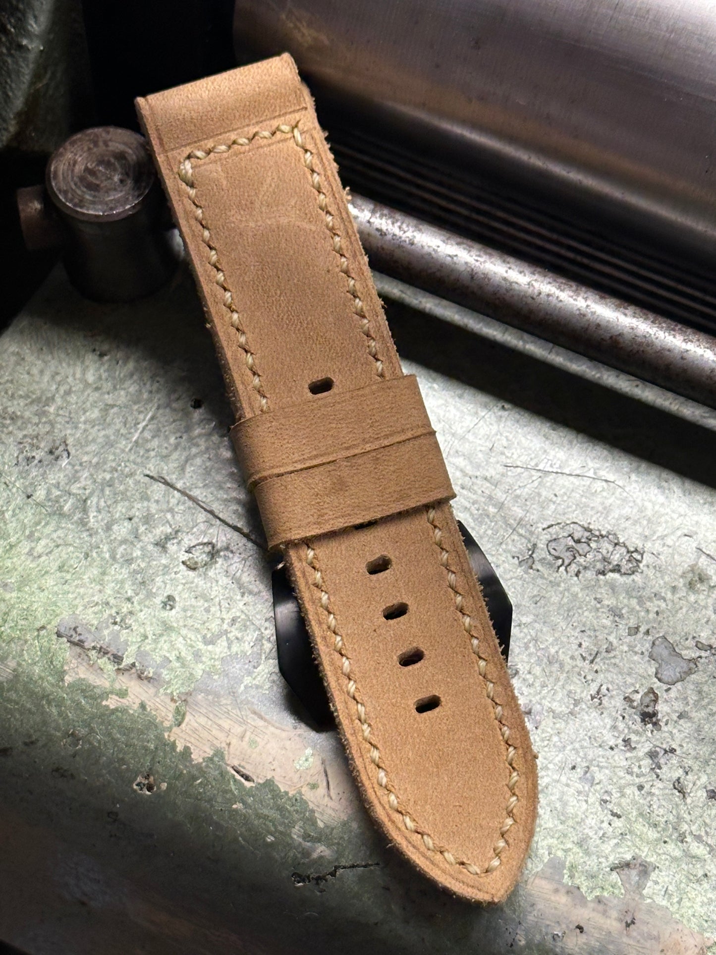 ERIS Vintage style [sanders] strap W: 24/24 L: 130/75 T: 4,0mm