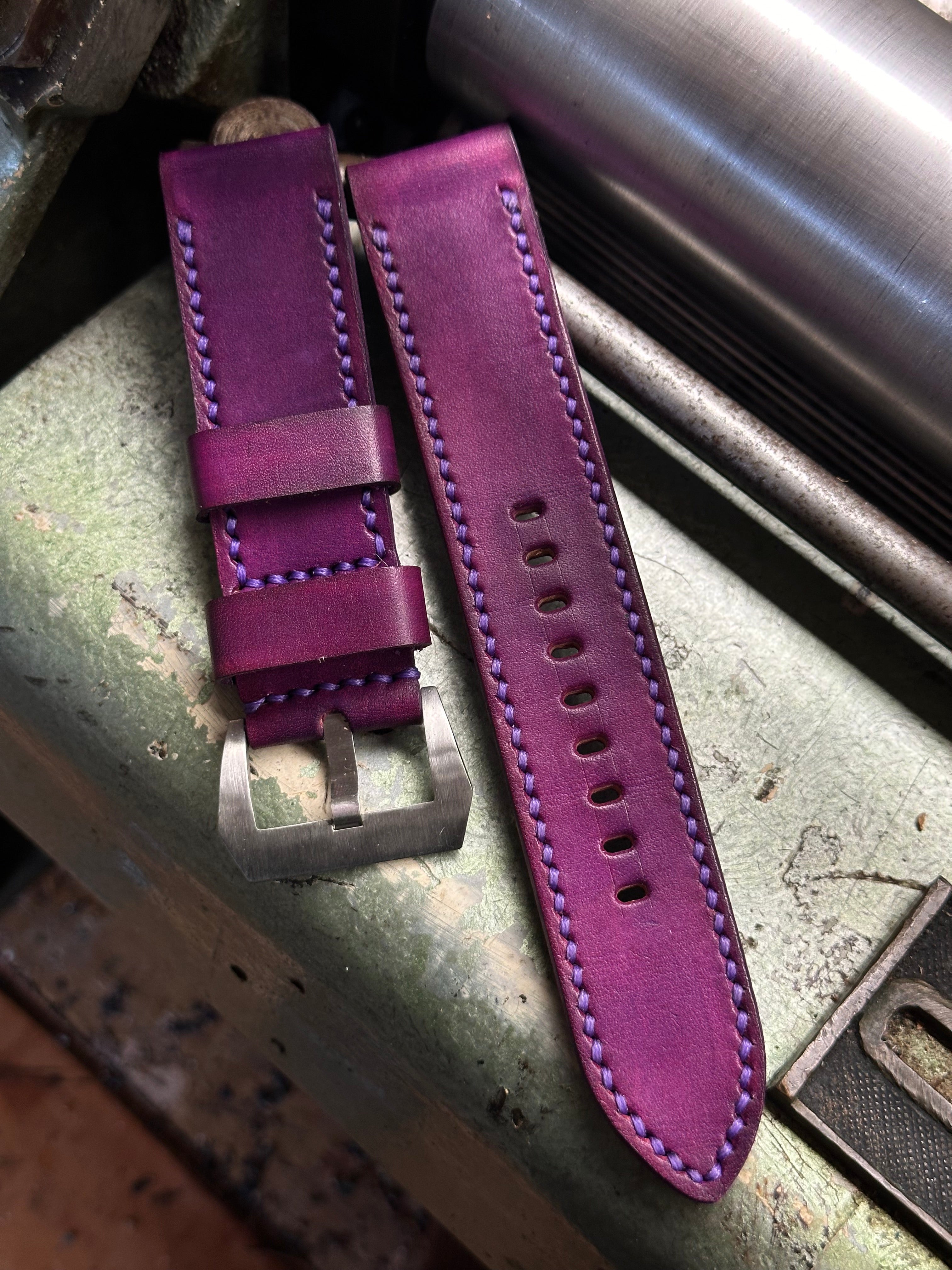 CUSTOM PATINA PURPLE sanders strap W 26 26 L 155 90 T 4 5 mm sanders straps