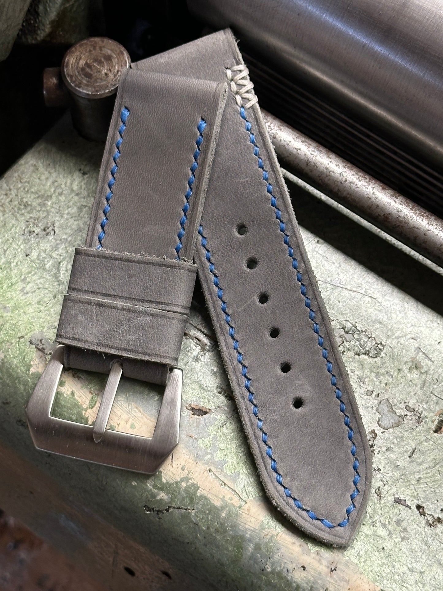 GRIGIO MEDIO - BRIGHT BLUE + LIGHT GREY 3X [sanders] strap W: 26/26 L: 130/75 T: 3,0mm