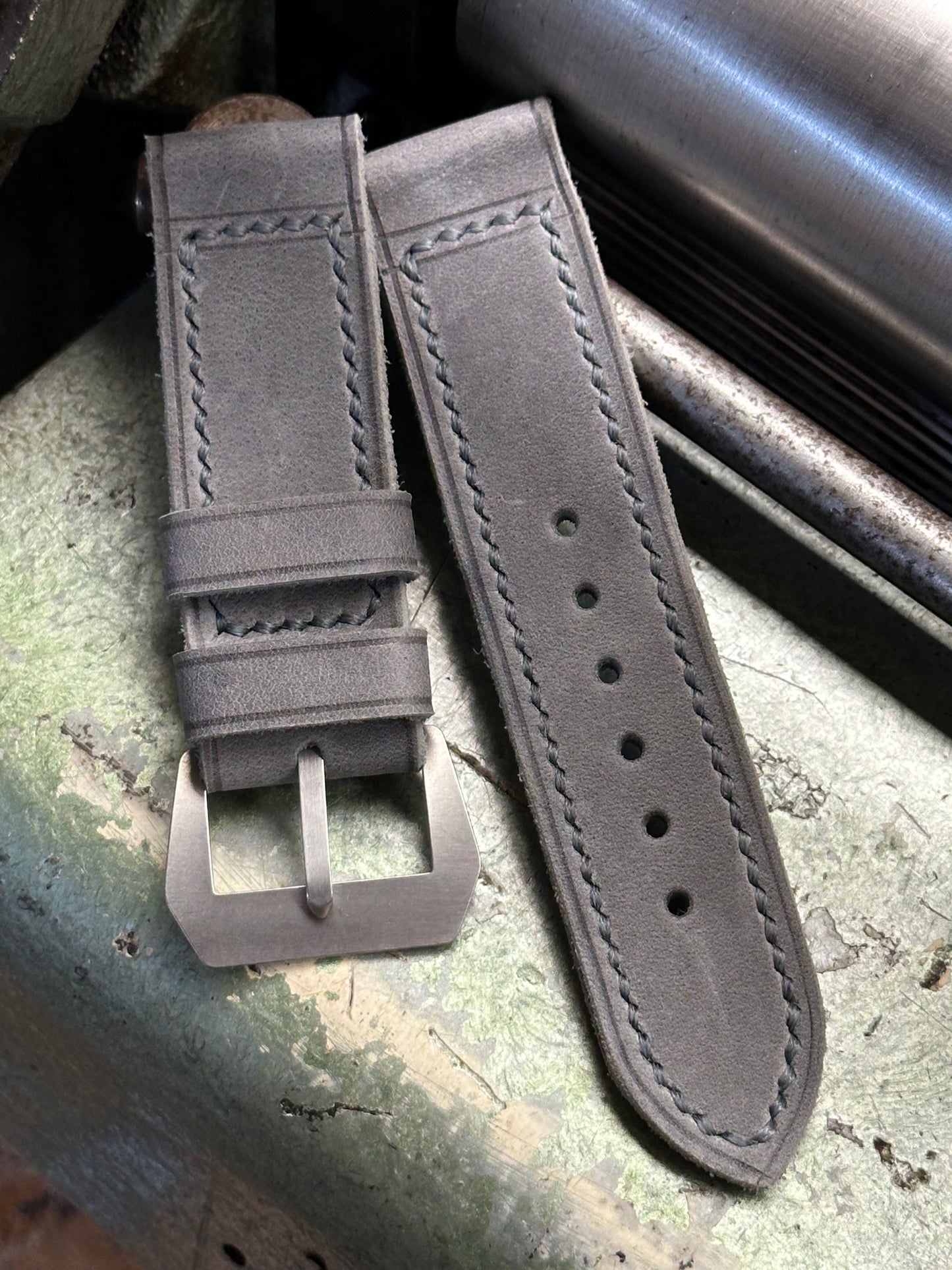 ACCIAIO GRIGIO Vintage style [sanders] strap