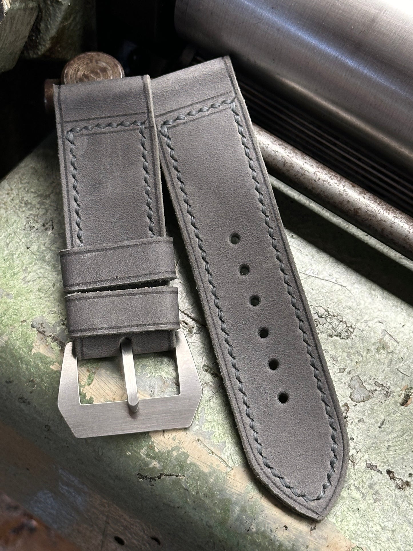 ACCIAIO GRIGIO Vintage style [sanders] strap