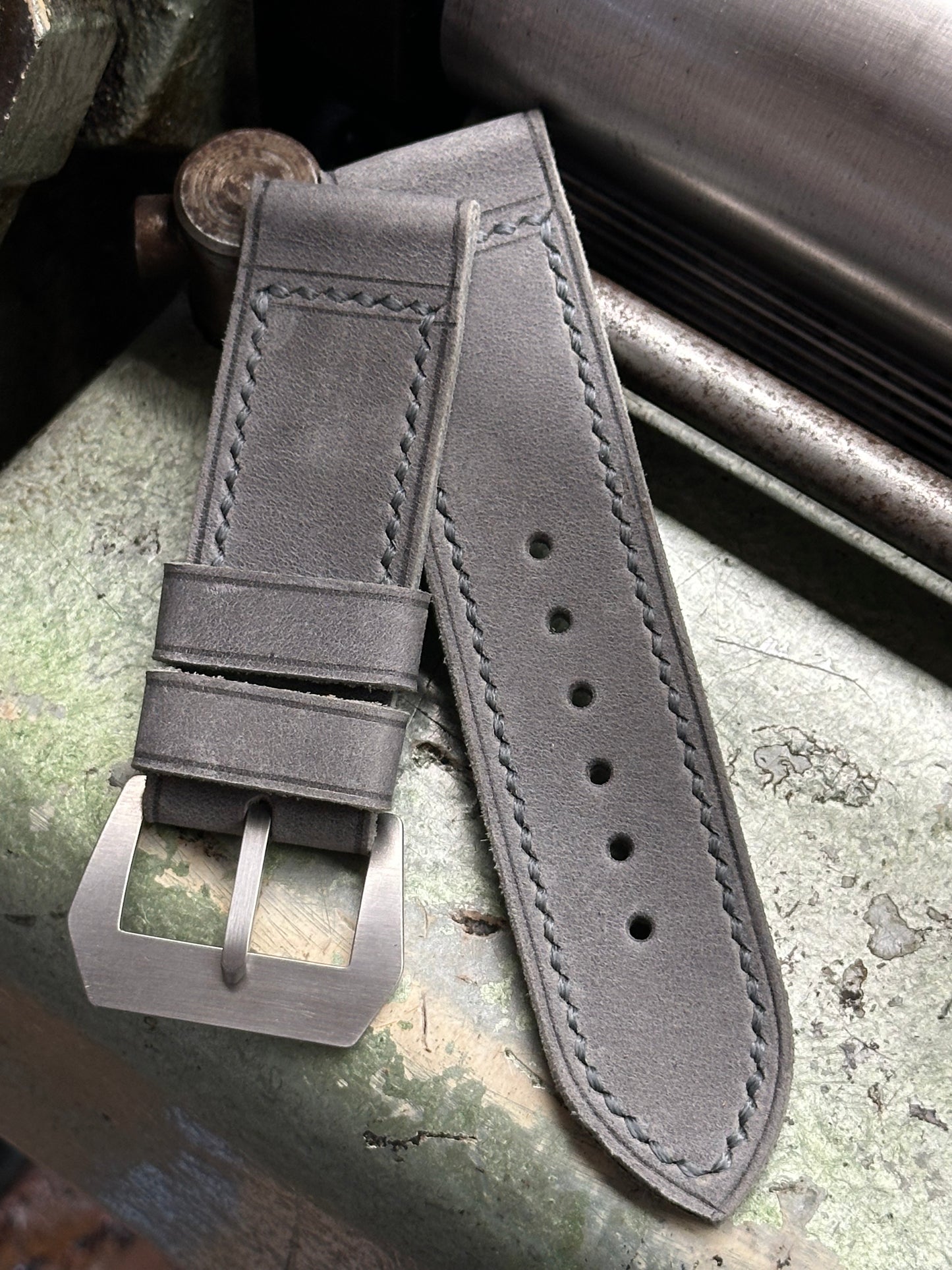 ACCIAIO GRIGIO Vintage style [sanders] strap